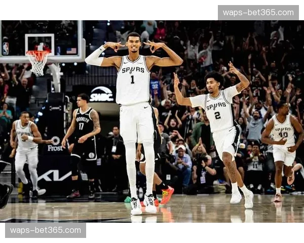 文班亚马复出后马刺连演15+大逆转，3-1领先开拓者距西半决仅一胜